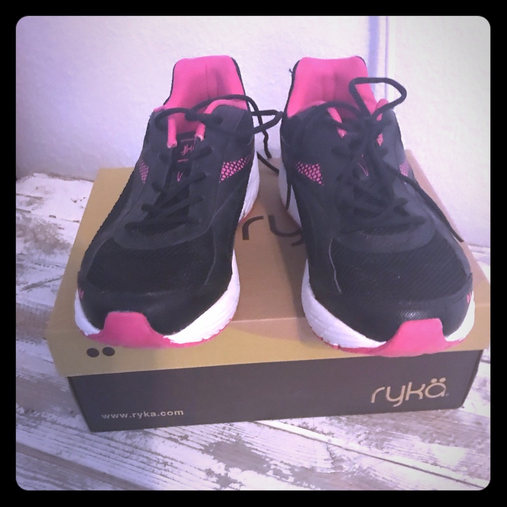 Ryka black runners